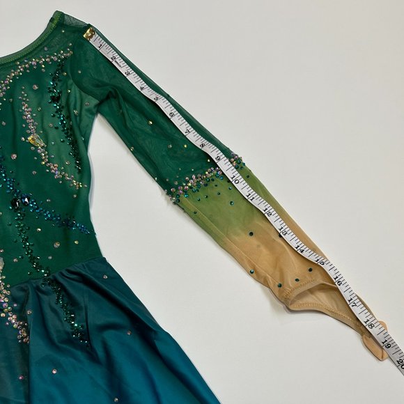 New Figure Skating Dress Size 10 (5~8T) with Hair Scrunchies (120~130cm) - Picture 8 of 12